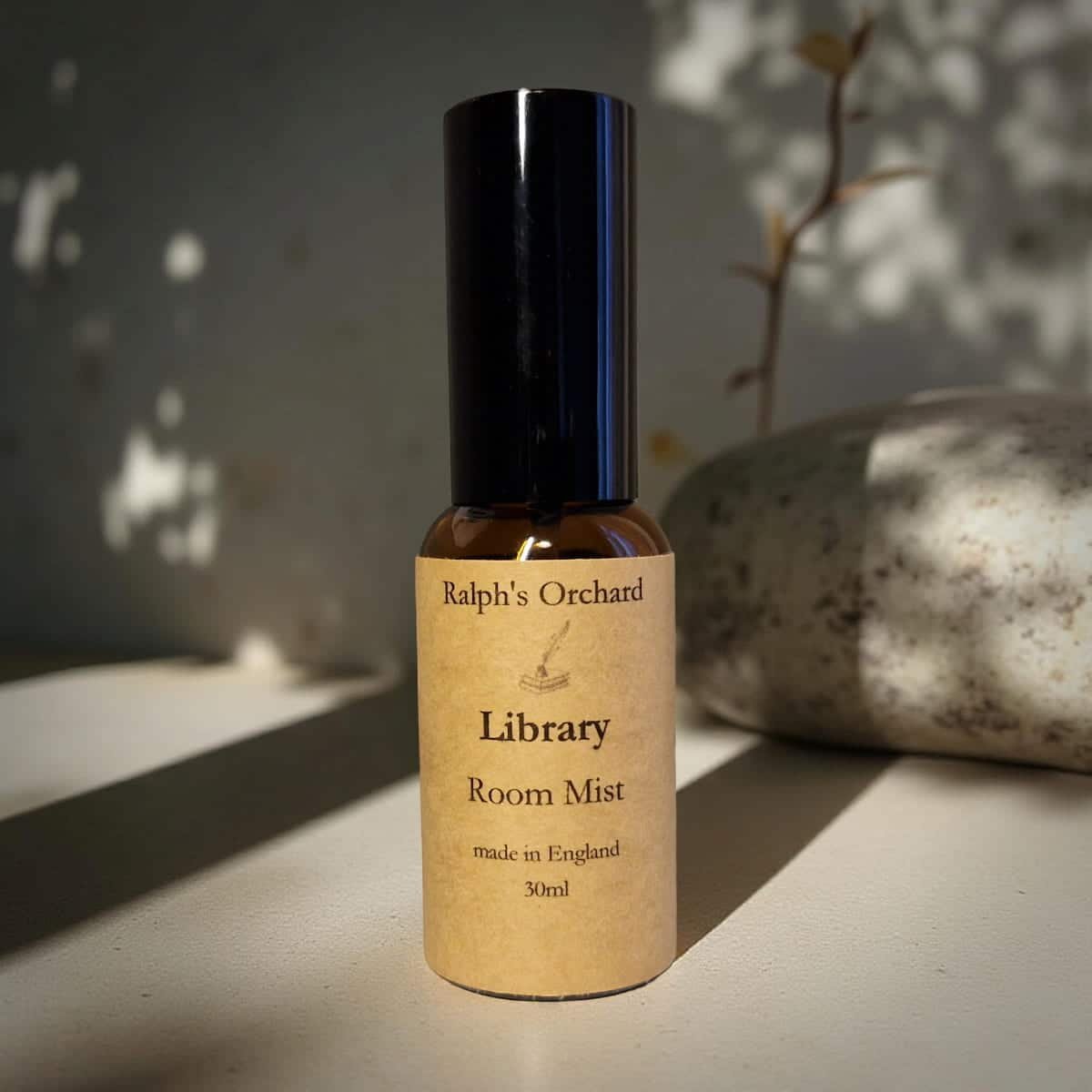 Library room mist with sandalwood amber and cashmere notes