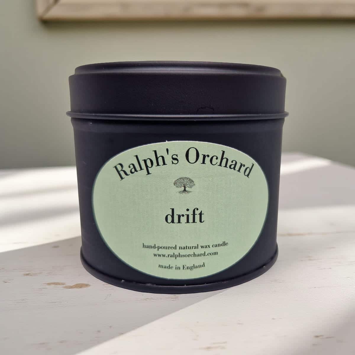 Matte Black Classic Candle 18 Matte Black Classic scented candle
