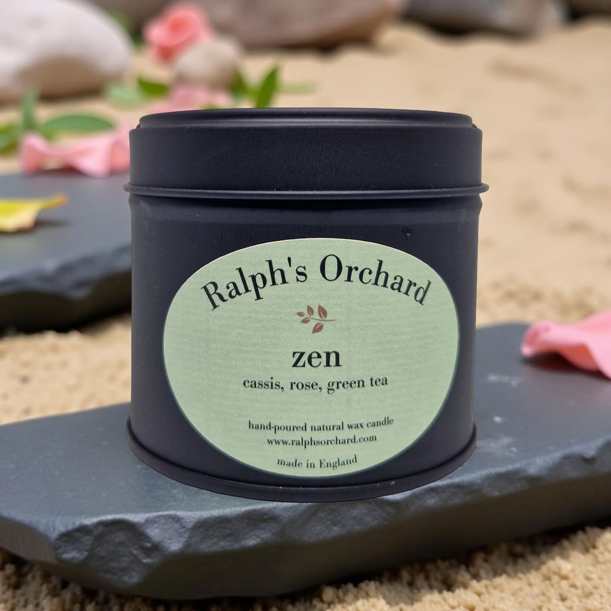 Matte Black Classic Candle 17 Matte Black Classic scented candle